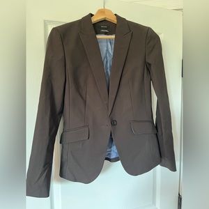 RW & CO women’s suit